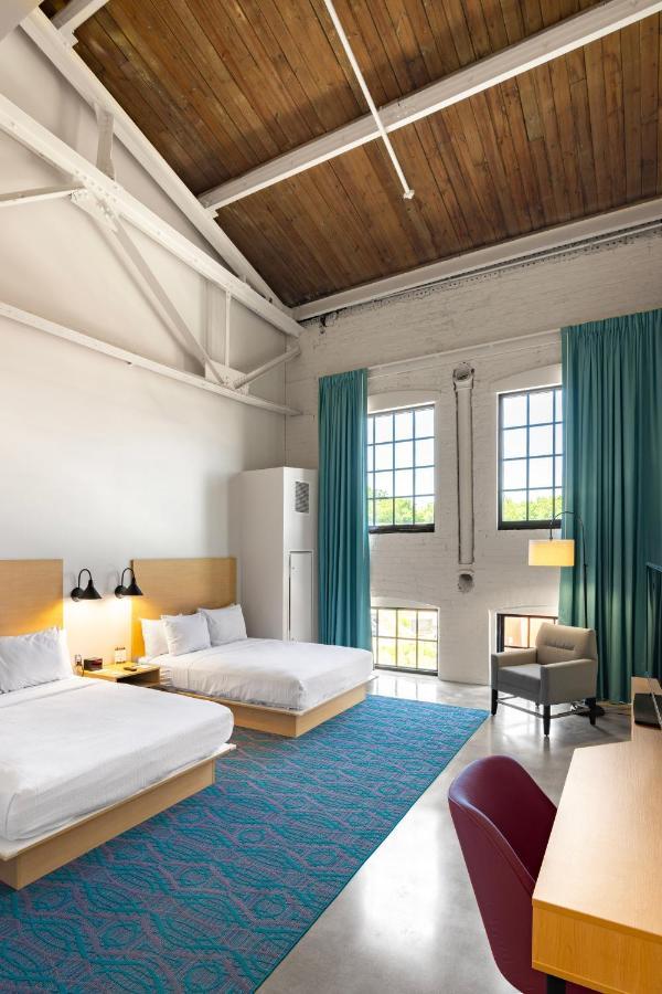 The Warehouse Hotel At Champion Mill ハミルトン エクステリア 写真