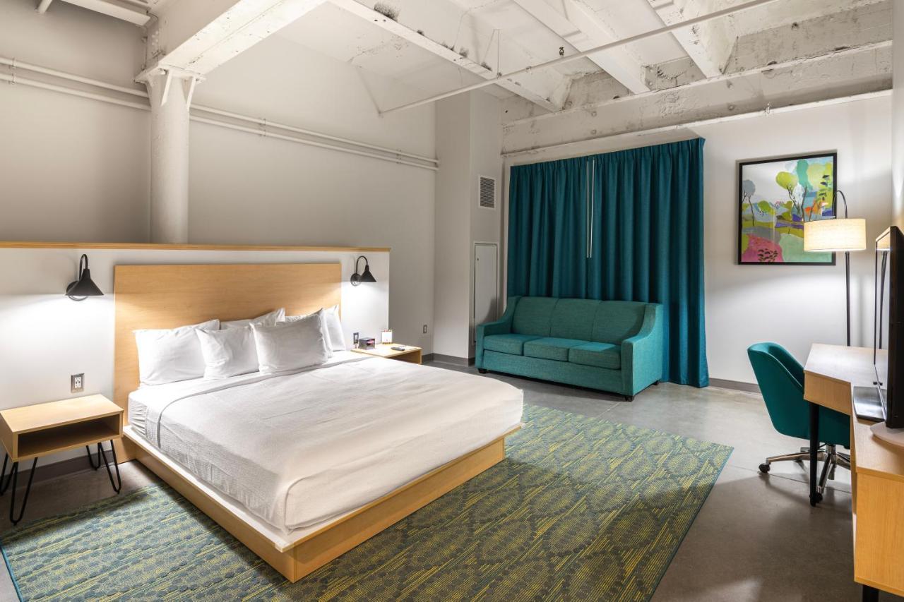 The Warehouse Hotel At Champion Mill ハミルトン エクステリア 写真