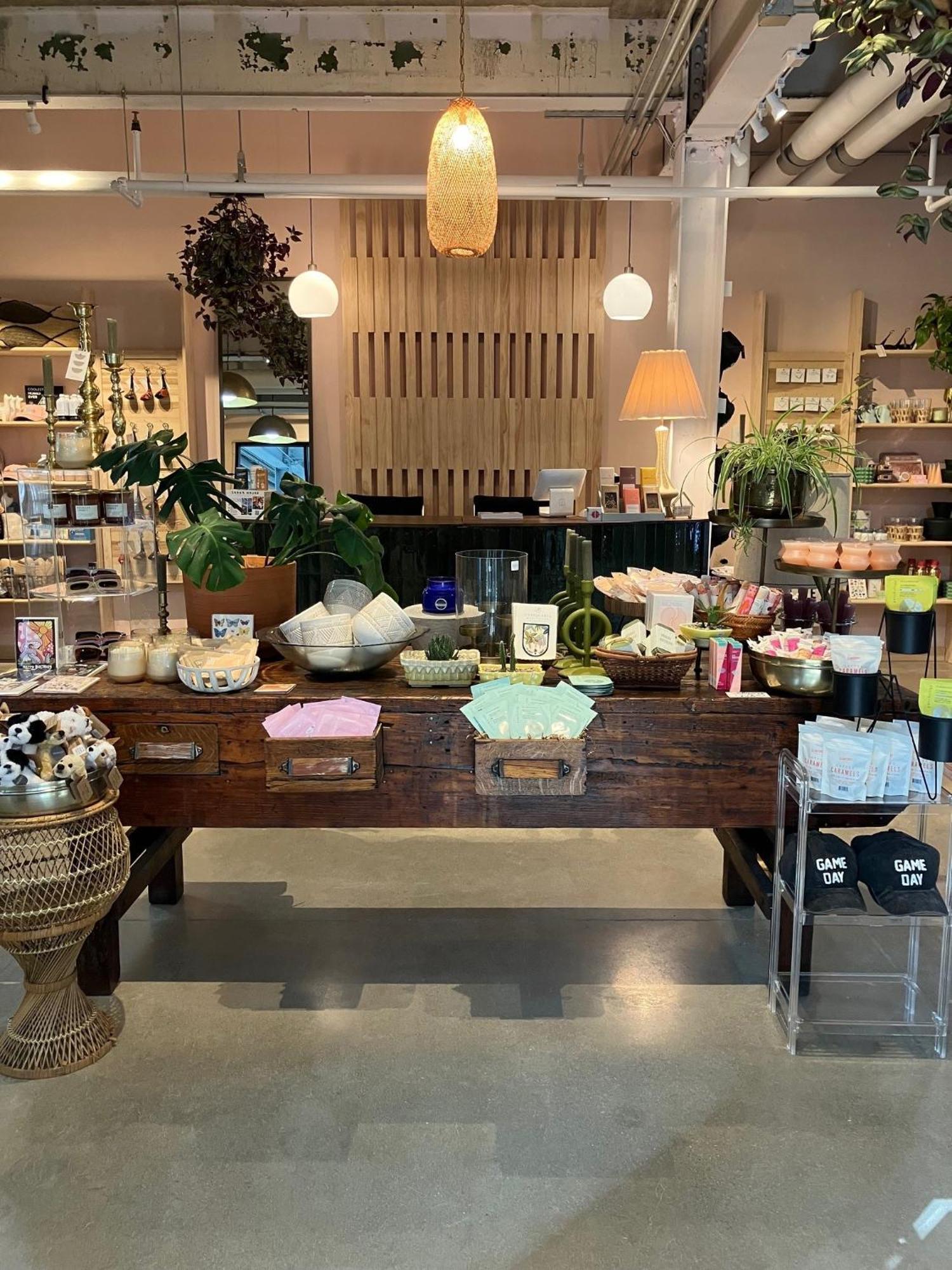 The Warehouse Hotel At Champion Mill ハミルトン エクステリア 写真